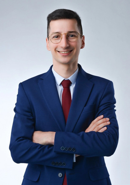 Artur Łacina (Dział Finansowy)